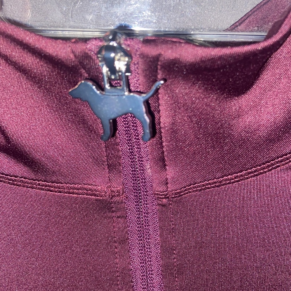 PINK athletic wear long sleeve - Picture 2 of 4